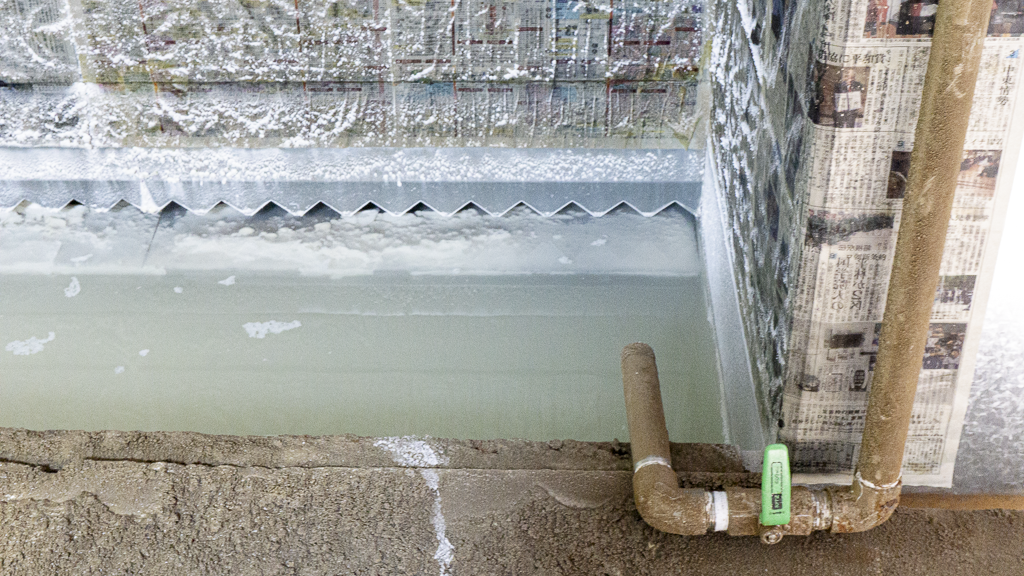 こおろぎ社の湿式塗装ブース